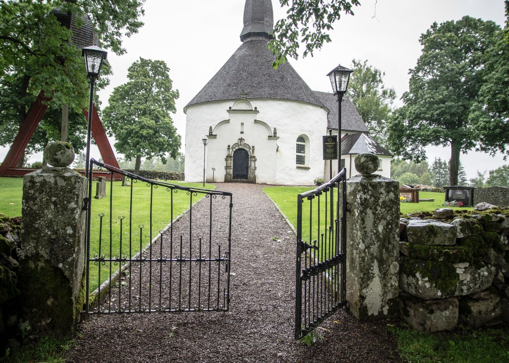 Skörstorps kyrka