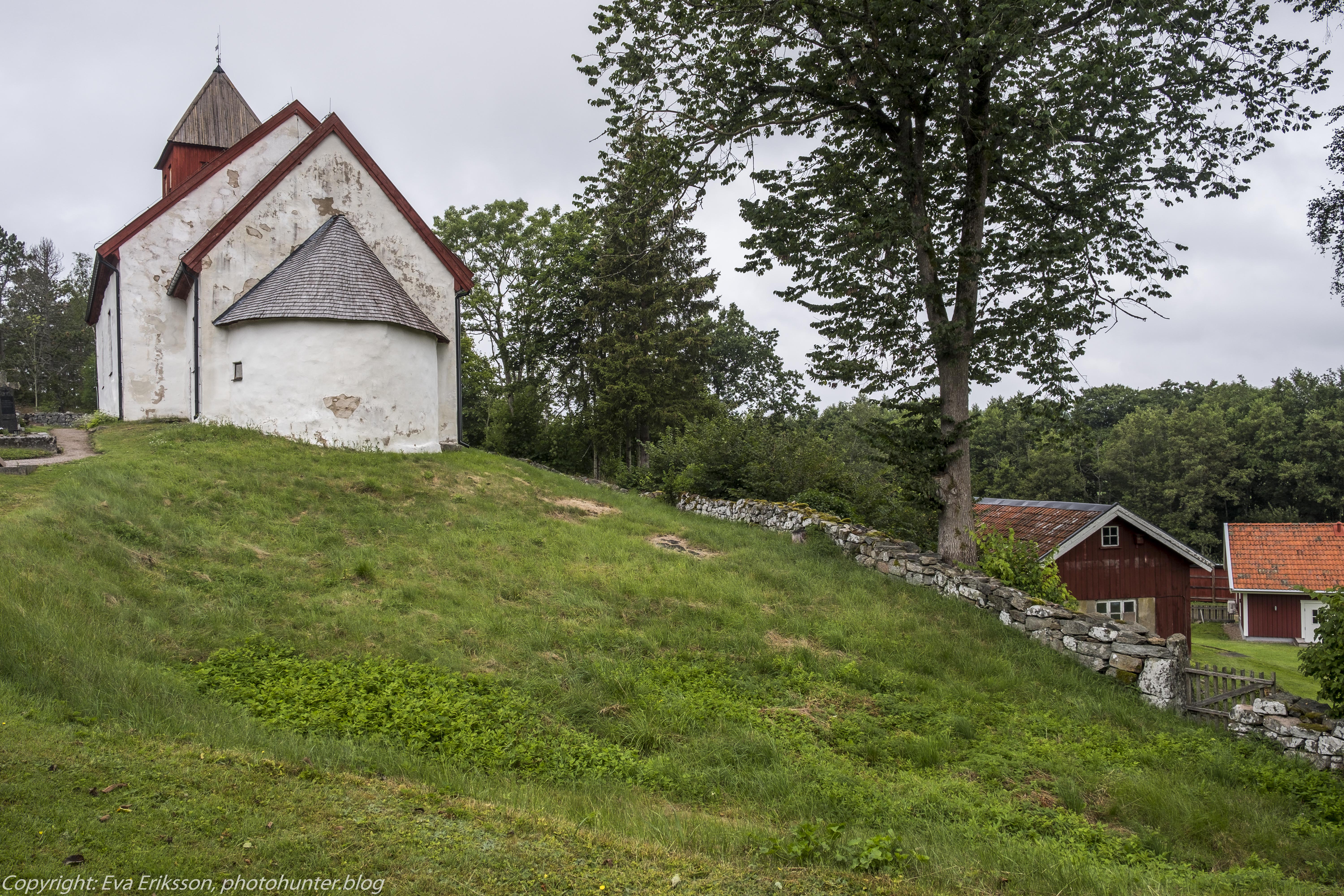 Bokenäs gamla kyrka