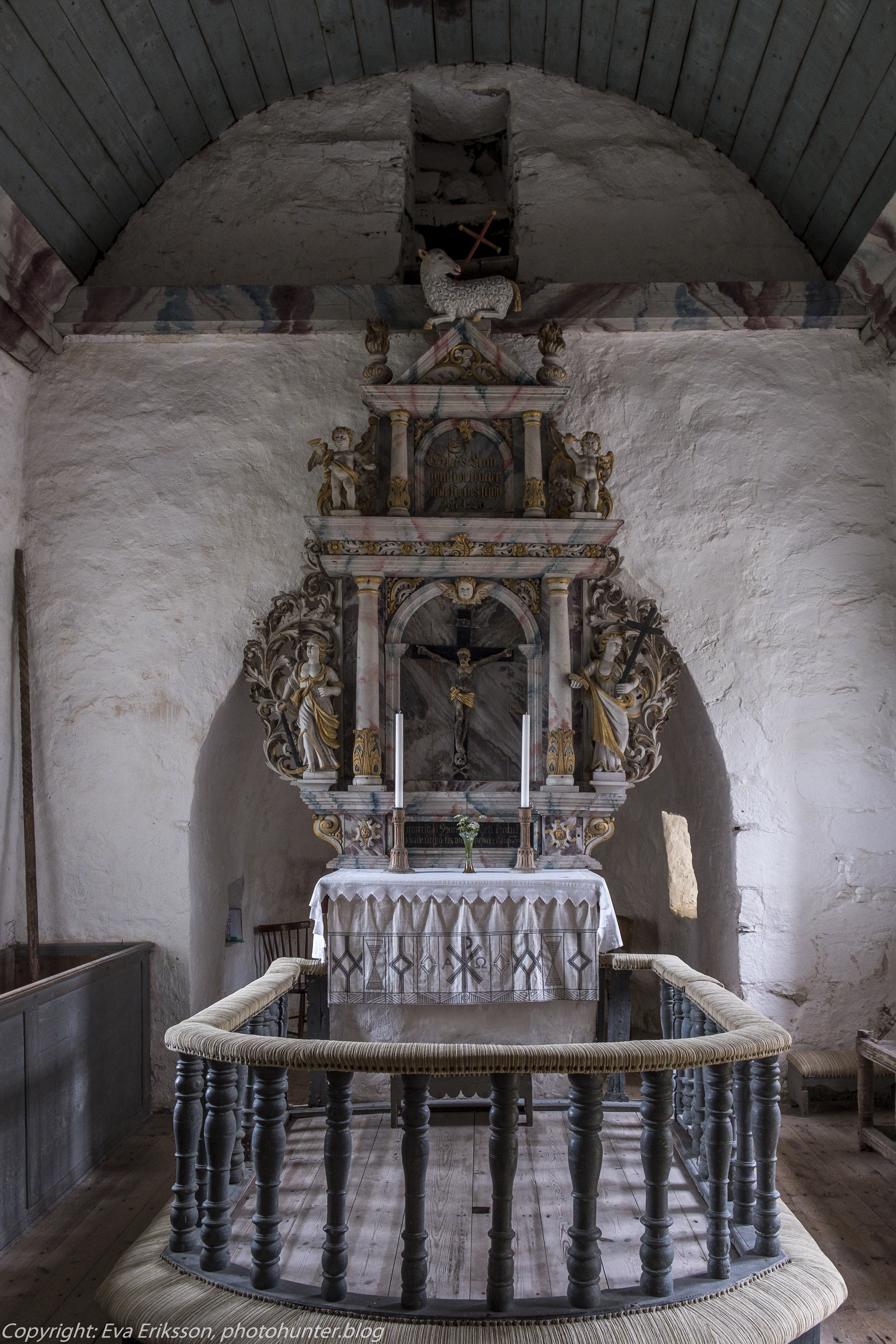 Bokenäs gamla kyrka