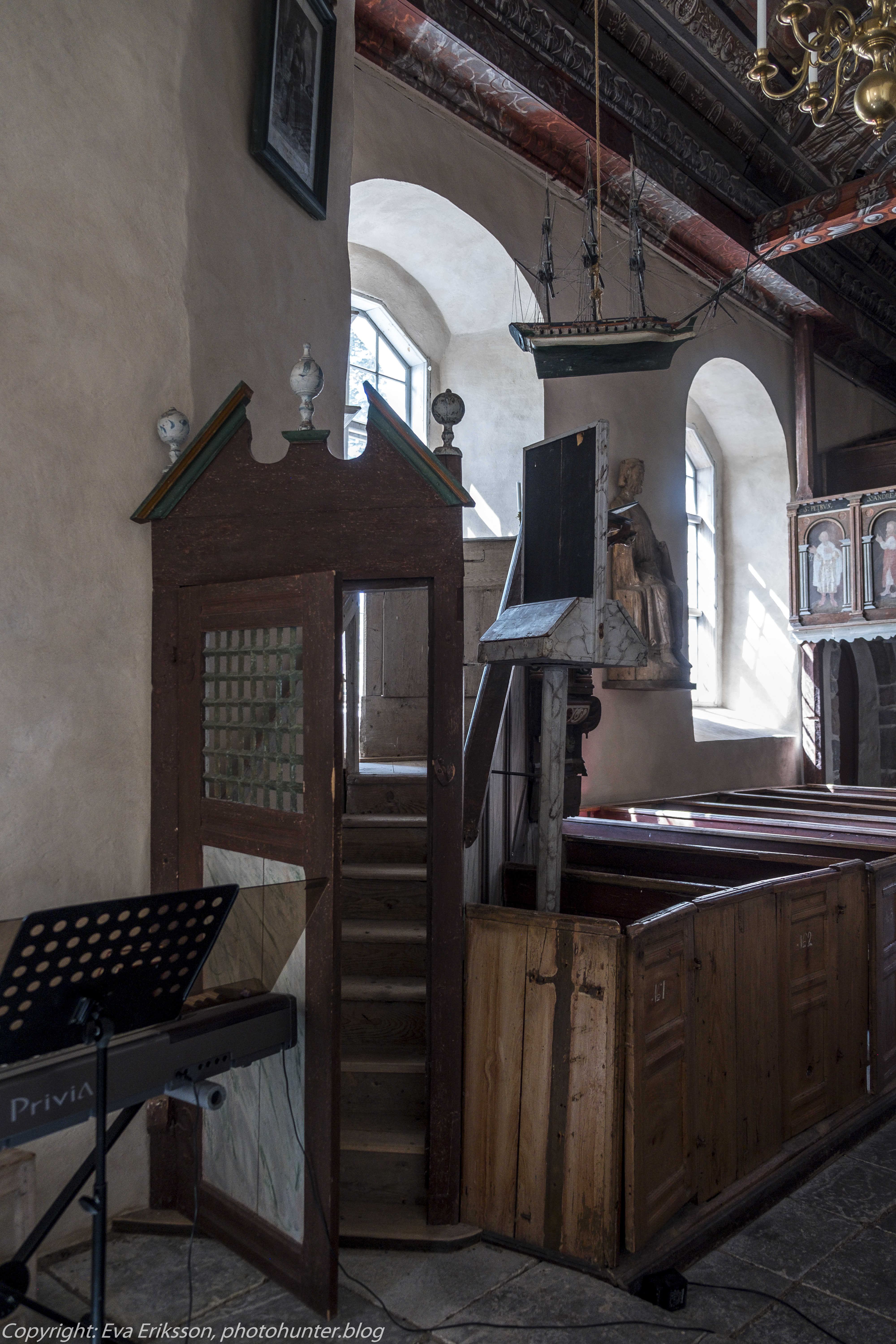 Svenneby gamla kyrka