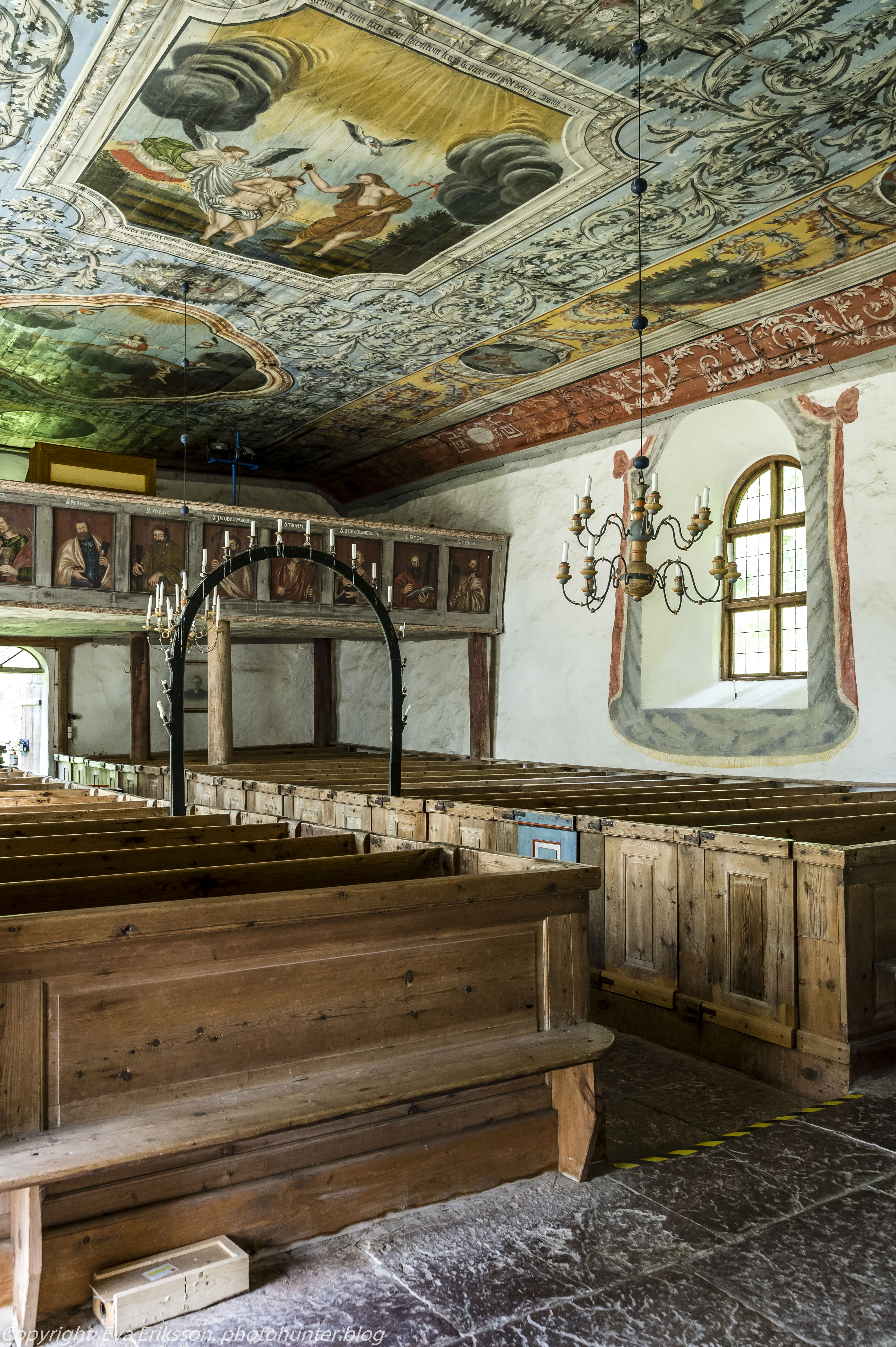 Sundals Ryrs gamla kyrka