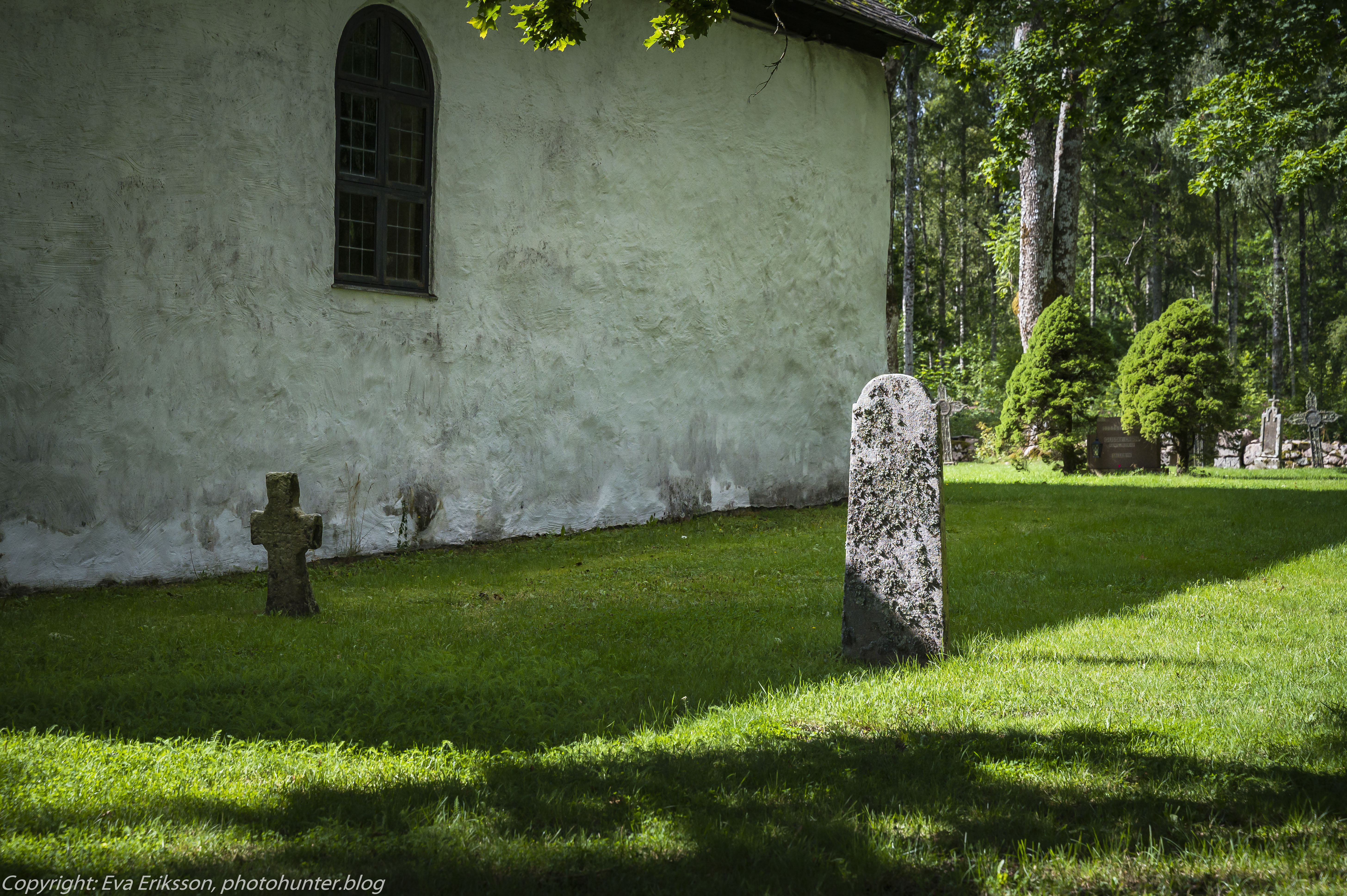 Sundals Ryrs gamla kyrka