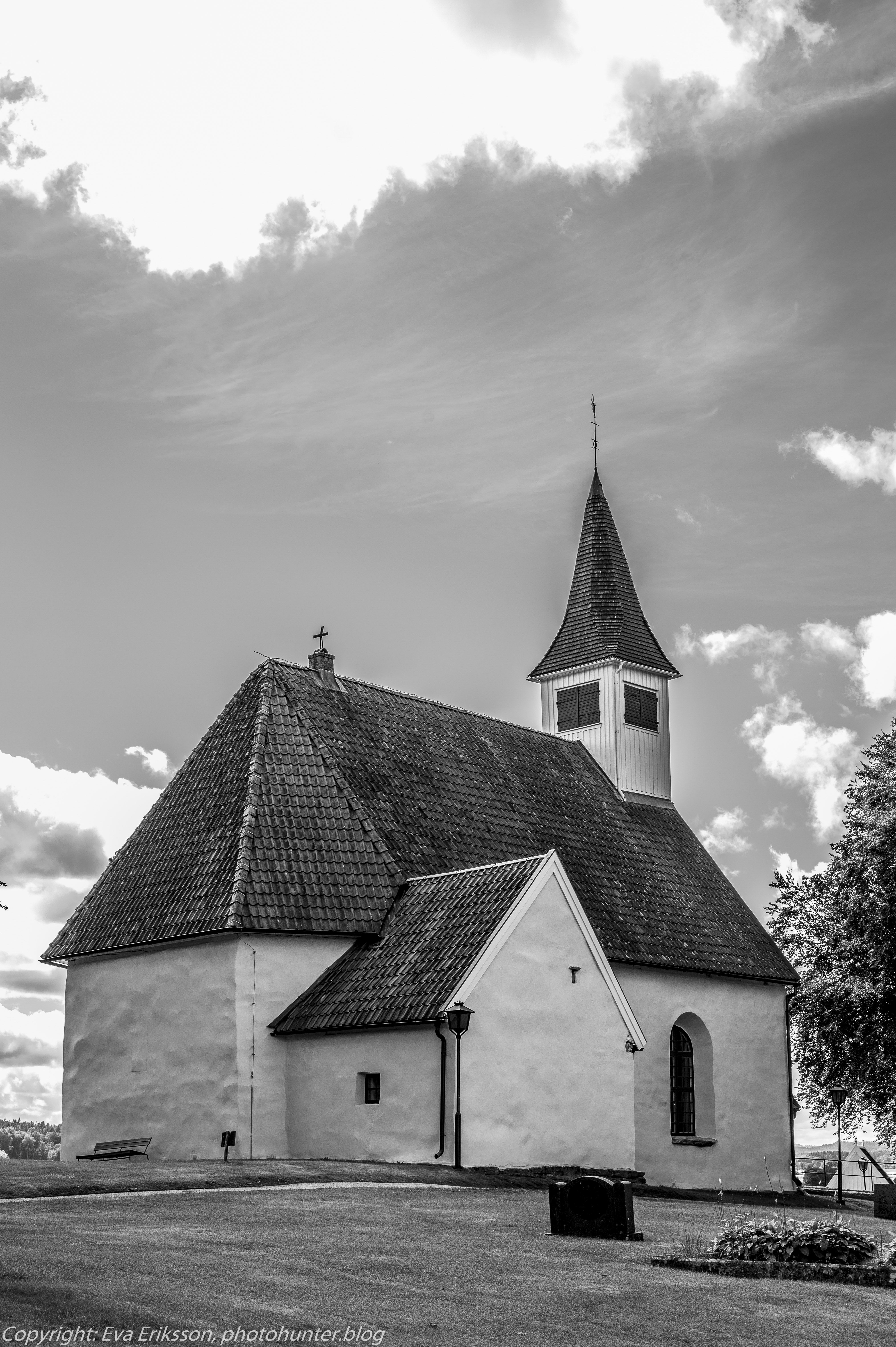 Hols kyrka