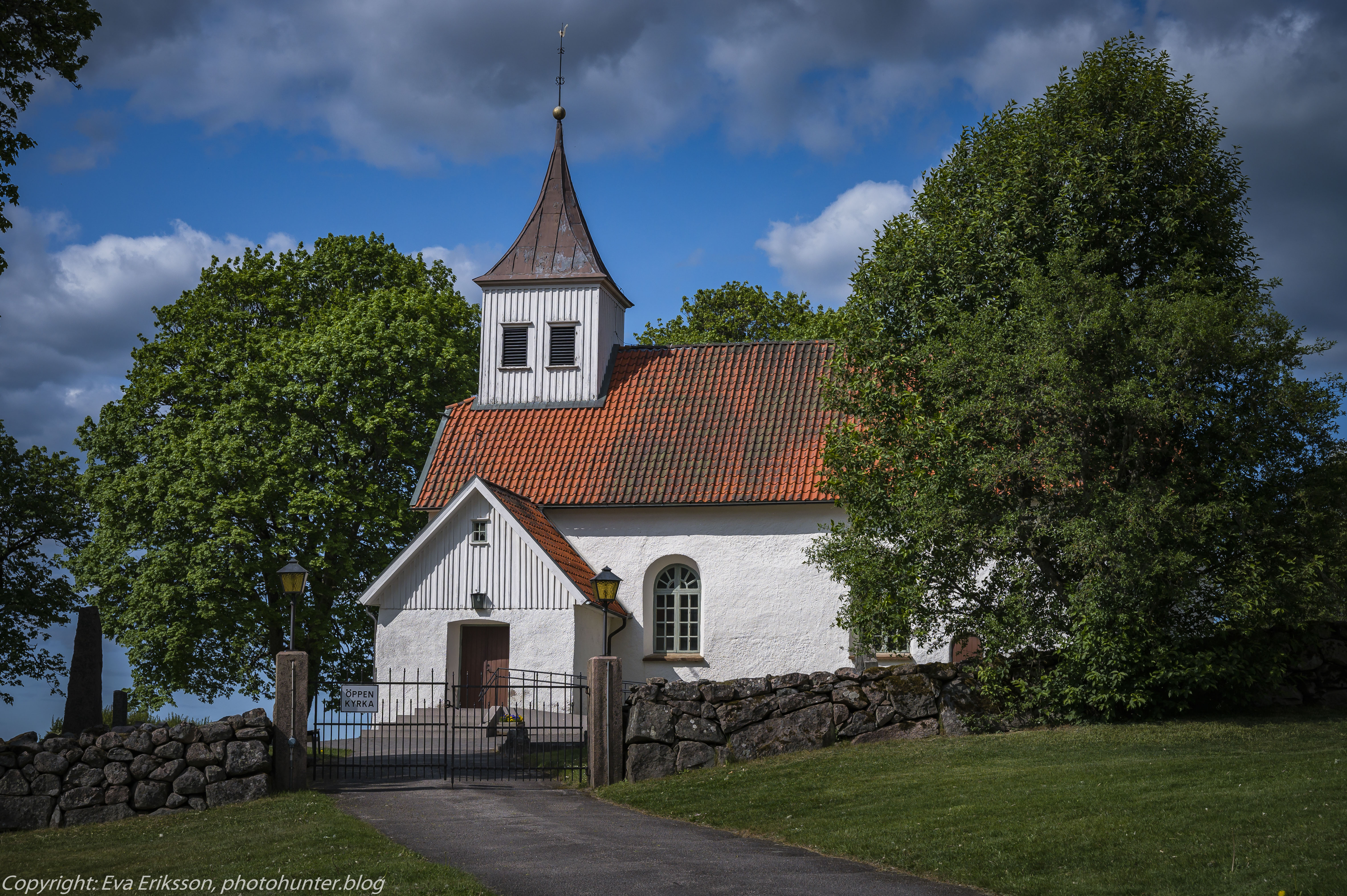 Algutstorps kyrka